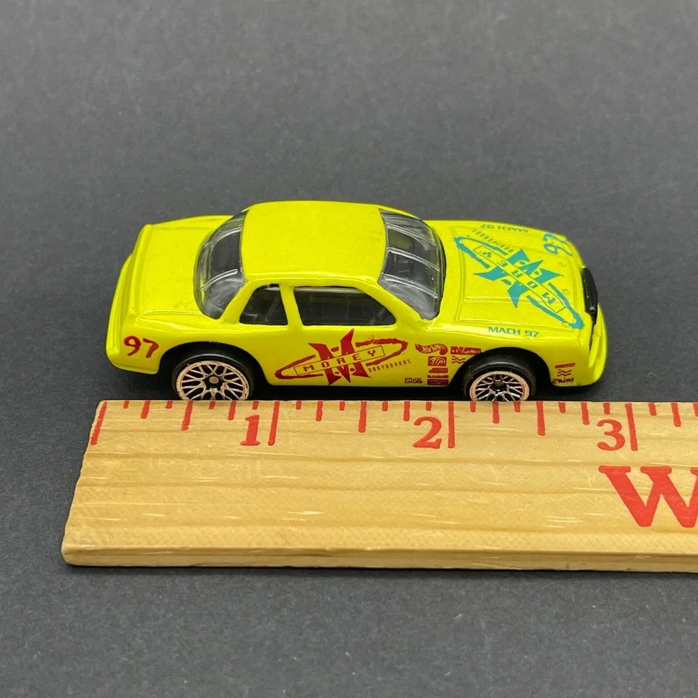 Hot Wheels #97 Morey Buick Stocker Yellow Race‎ Car Diecast 1/64 Scale Loose